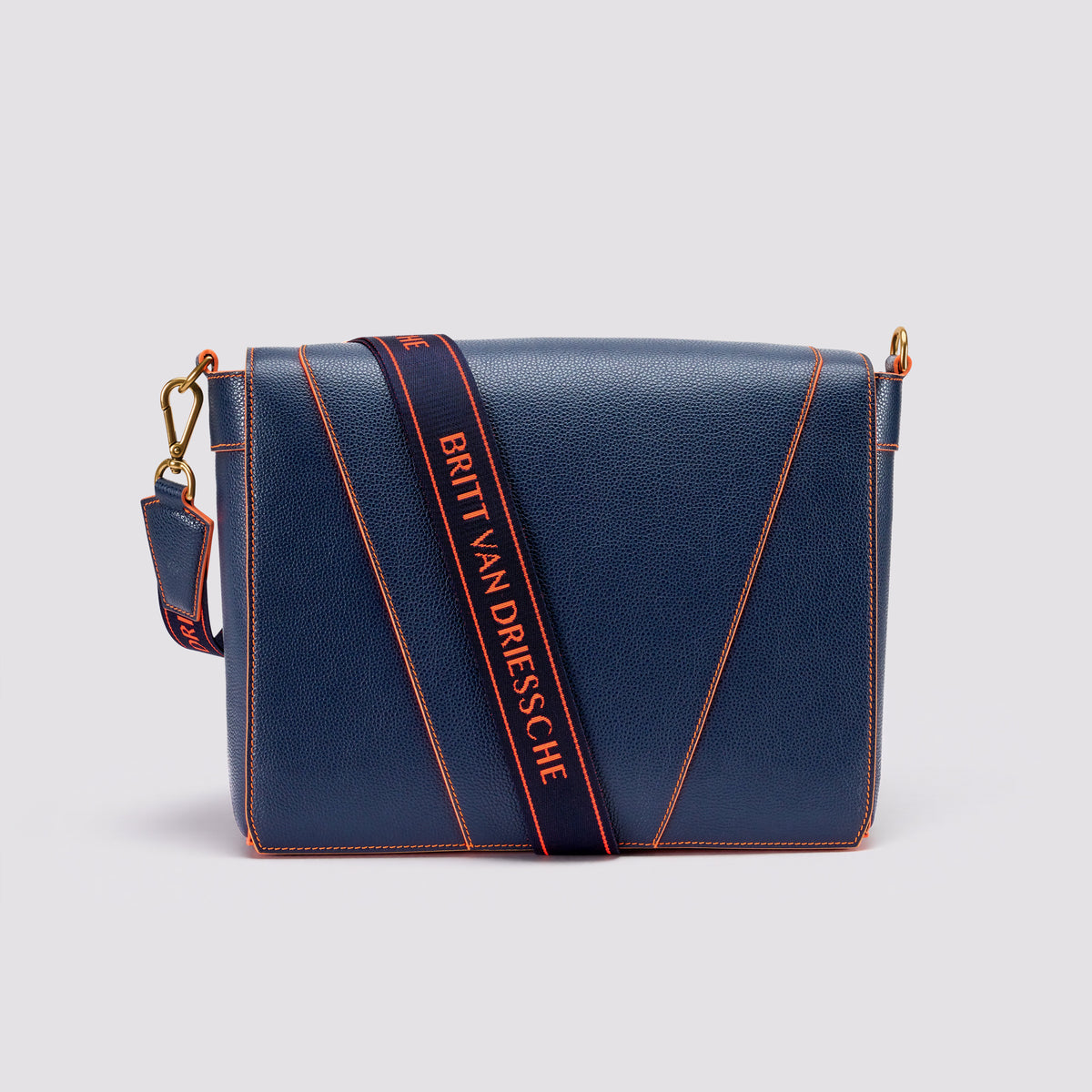 Vico Messenger Water / Lederen tas / Britt Van Driessche